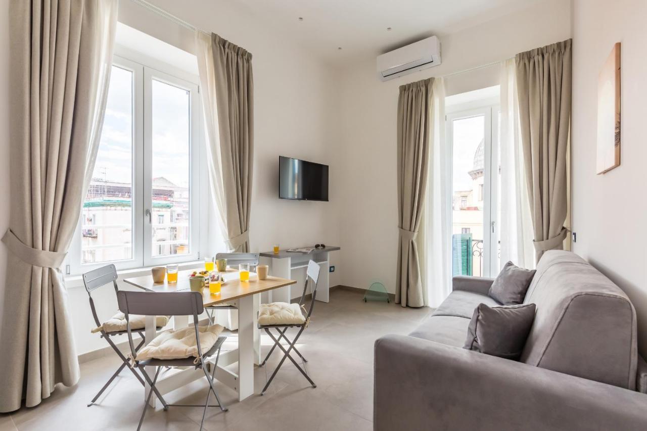 Maria's Bright Flats At The Cathedral Appartement *