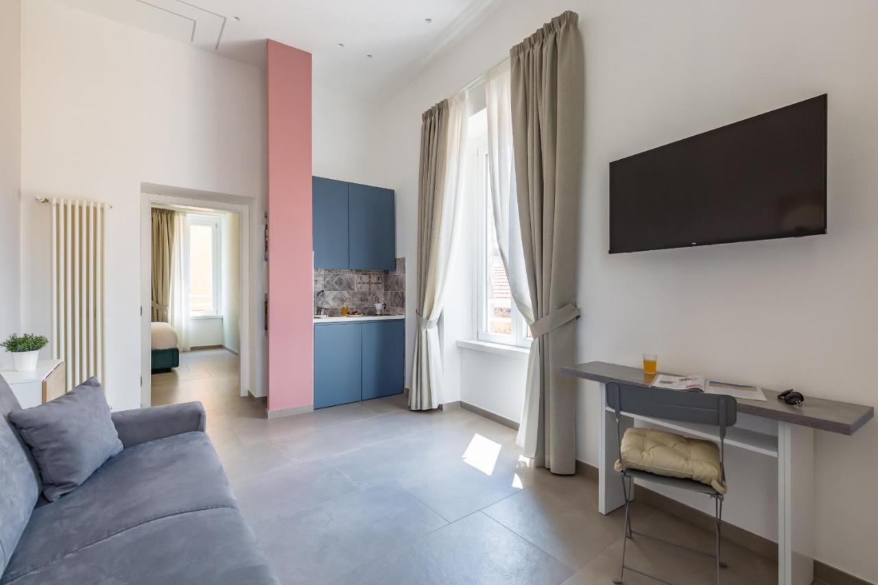 Maria's Bright Flats At The Cathedral Appartement