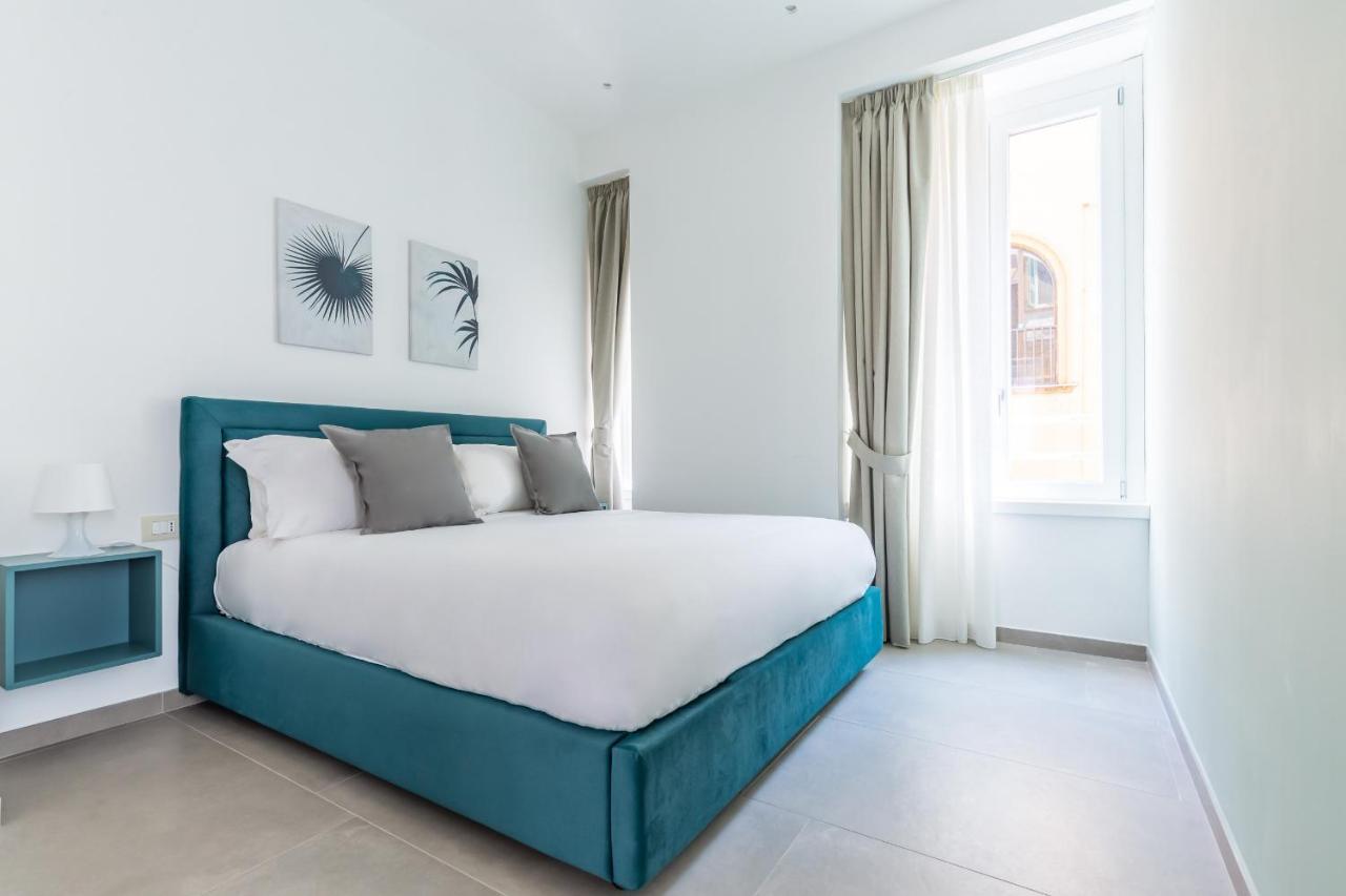 Maria's Bright Flats At The Cathedral Appartement *