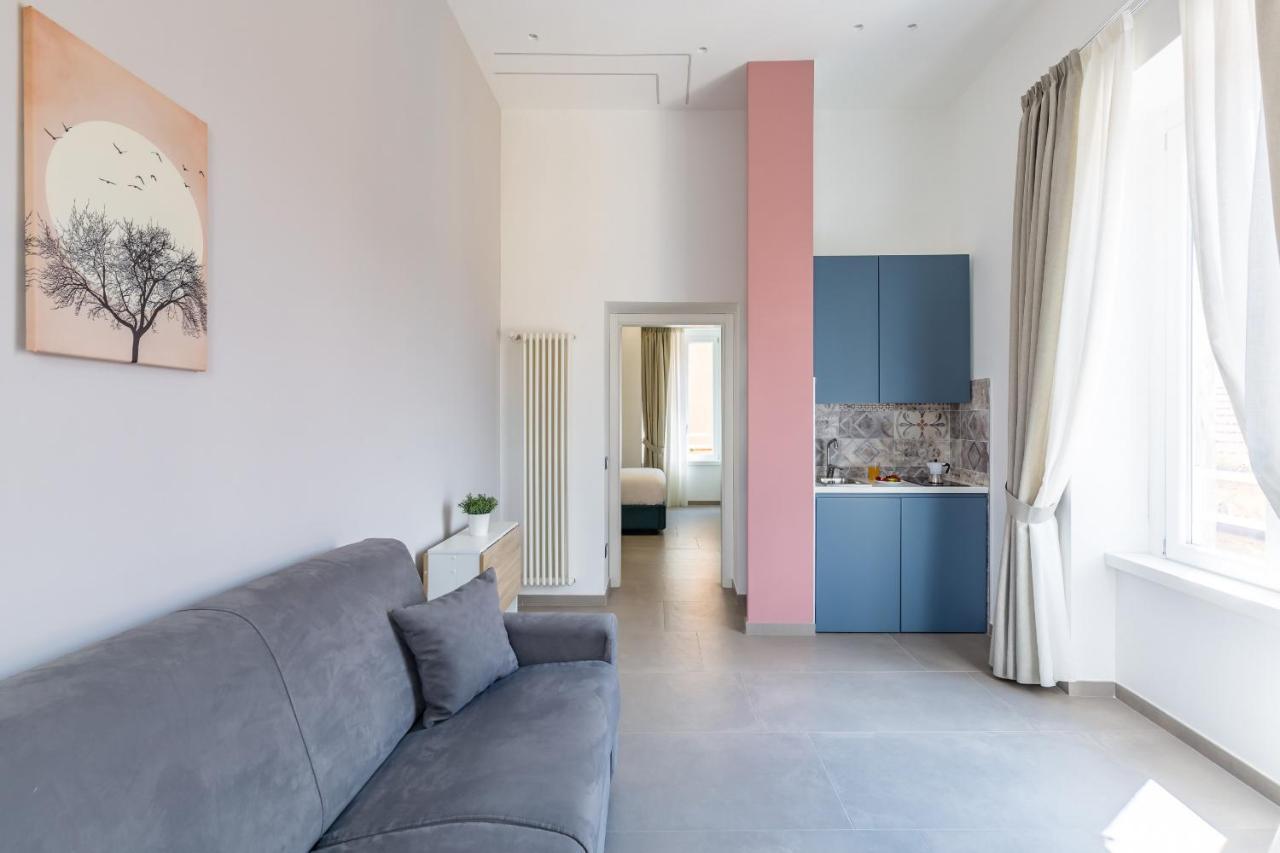 Appartamento Maria's Bright Flats At The Cathedral Napoli