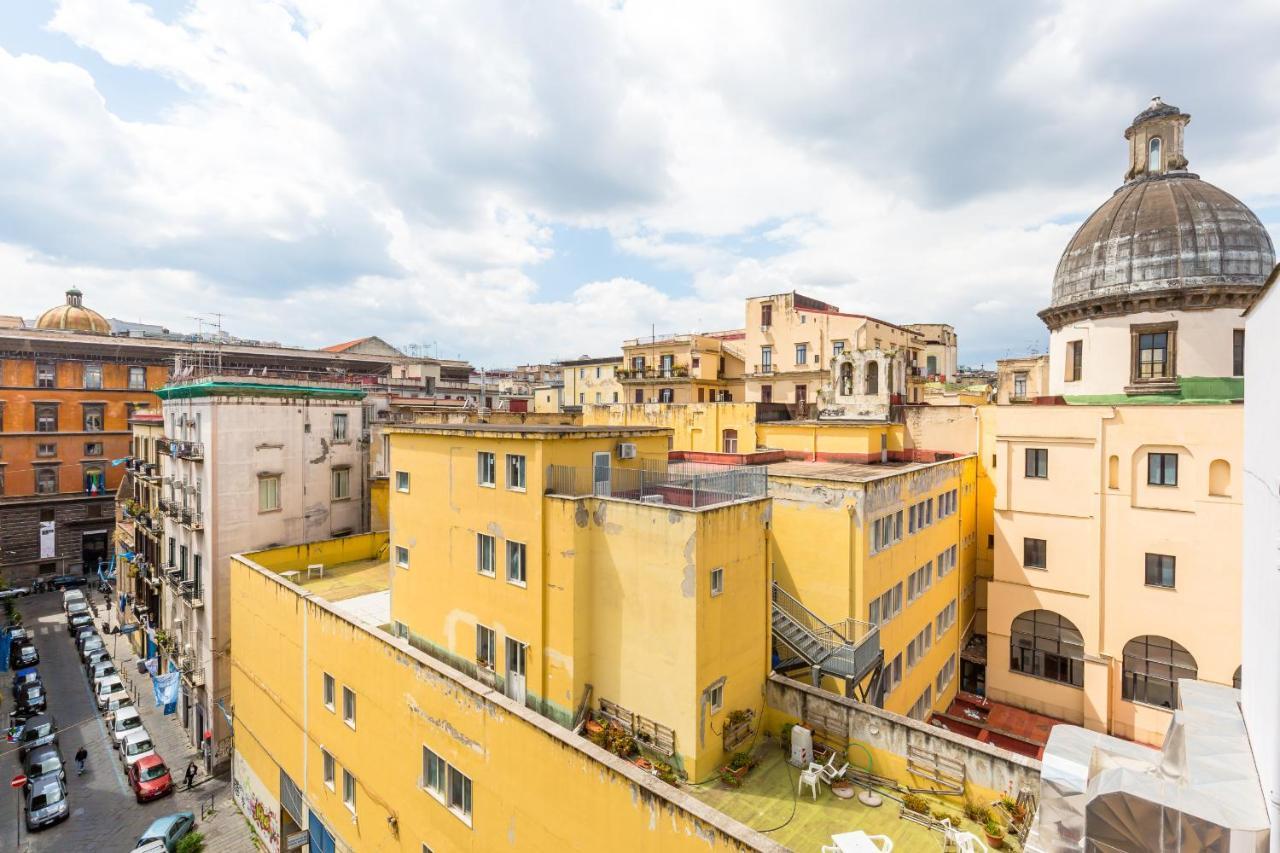 Maria's Bright Flats At The Cathedral Napoli